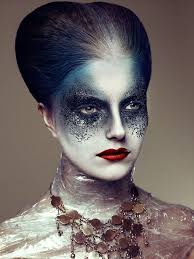 Página feita de fãs para fãs de jojo's bizarre adventure (y). Extreme Strange Bizarre Unique Makeup Looks Tips And Tutorials Extreme Makeup Unique Makeup Witch Makeup