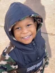 Emmanuel Ware's Instagram, Twitter & Facebook