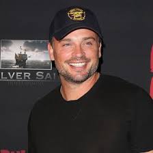 Smallville' Actor Tom Welling to Star in Fox's 'Lucifer'