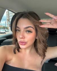 Do loiro mais cumprido em janeiro até o moreno mais curtinho em dezembro,  um ano todo de mudanças, e meu cabelitchu não ficou de fora! ✨💇🏻‍♀️