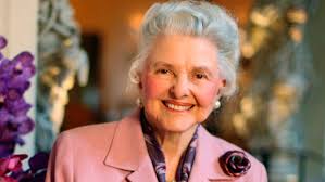 瑰丽酒店创始人的“瑰丽”一生-虎嗅网