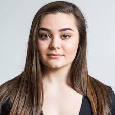 Tara Swain's Instagram, Twitter & Facebook