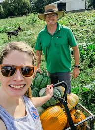 Hey new friends! Here's a little about us… We are Steven and Lindsay Loftin  and most days it's just us running the show. We operate Loftin Farms just  south of Collierville. We