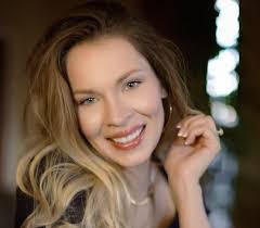 Tiffany Sharp's Instagram, Twitter & Facebook