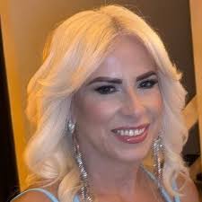 Happy Nails By Sandra