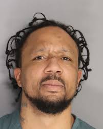 DARIUS DONALDSON Aiken County authorities have announced the arrest of Darius  Donaldson, with these listed charges. https://augustacrime.com/ darius-donaldson-13/