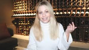 Candace cameron bure calls out the haters. Candace Cameron Bure Reacts After Haters Criticize Her Family Photo With Many Unkind Comments Entertainment Tonight