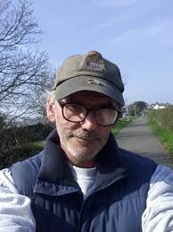 I'm new here looking for a new friends.