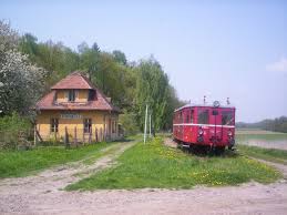 Sie liegt neun kilometer nördlich des stadtzentrums von hradec králové und gehört zum okres hradec králové. M131 1228 Sendrazice Pictures Train Photo