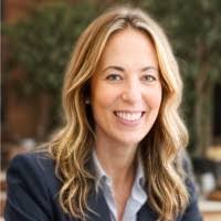 Beth Tuttle's Instagram, Twitter & Facebook