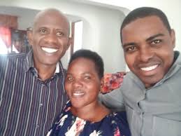 Kamati Kuu ya idara ya vijana (CAs) taifa wakiwa katika picha ya pamoja.  Kutoka kushoto Rev. Stanley Mwanza (M/Mkurugenzi), Rev. Douglas Mwosi  (Mkurugenzi), Mch. Paschal Mlelwa (Katibu), na Mrs. Nazael Dismasi  (Muhazini)