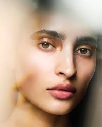 Hair & Makeup Artist David Searle @davidsearle.hmu Photographer @samwolov