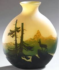 Muller Freres Important Vase Meplat En Verre Souffle A Decor Degage A L Acide D Un Chamois Dans Un Paysage Montagneux Signe Mulle Glass Art Sculpture Art Vase
