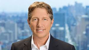 Univision Rebrands Its UniMás Network With Focus