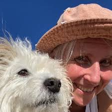 Getting There By Being Here: Life's Invitations To Dance : Silva Mendes,  Angela: Amazon.sg: Books