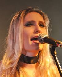 BACKGROUND MAGAZINE Interview: Bryan Josh Mostly Autumn