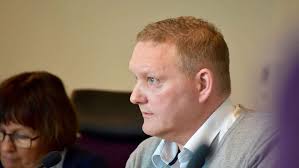 Ville vita kvifor det er stille rundt tomta til gamle Bremnes ungdomsskule 