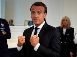Technical sportswear for men, women and children. American Women With Big Families Are Mad At Emmanuel Macron Quartz