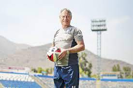 Kariyer istatistiklerini (forma giydiği maç, gol, kartlar) ve transfer geçmişini görüntüleyin. Ariel Holan Entrenador De La Uc Para Conducir Catolica Hay Que Ser Firme La Tercera