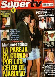 Marcela kloosterboer y mariano martínez se conocieron trabajando en son amores (archivo). Luisana Lopilato And Mariano Martinez Magazine Cover Photos List Of Magazine Covers Featuring Luisana Lopilato And Mariano Martinez Famousfix