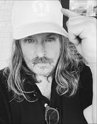 Kevin Max (@sirkevinmax) • Threads, Say more