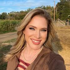 I'm beyond honored to be featured in this month's Chesapeake Real Producers  magazine as a top-producing real estate agent in the Chesapeake Baltimore  region! This recognition means so much because it's not