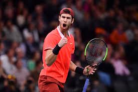 Juni bei den erstmals ausgetragenen mallorca open, einem rasenturnier, auf. Uberraschung In Paris Russe Khachanov Schlagt Djokovic Tennis Magazin
