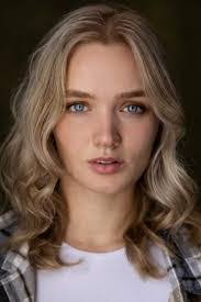 Emma Jenkins's Instagram, Twitter & Facebook