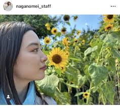 永野芽郁、ひまわり畑での横顔ショットが反響！「ナツー！って感じ」「美しすぎ」「眼福です」 - スポーツ報知