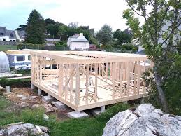 Que ce soit pour les terrains en forte pente ou lorsque le sol est instable, les maisons sur pilotis. Nos Realisations Auto Construction Maison En Bois Et Maison Sur Pilotis