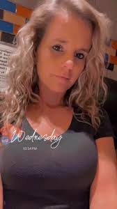 Emily Braddock's Instagram, Twitter & Facebook