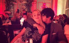 Turner told harper's bazaar uk that their. Photos Joe Jonas And Sophie Turner S Cutest Relationship Moments