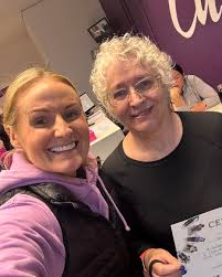 It took Susan over a year to FINALLY listen to daughter Karen and join the  Curves tribe! 💪🏼💪🏼 Susan was worried the Curves workout would have been  too much for her, she