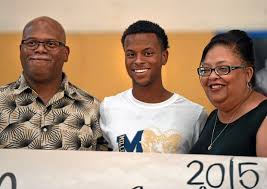 Millikan High student wins $20,000 Foot Locker scholarship