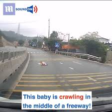 Daily Mail Drivers Find Baby Crawling In The Middle Of A Freeway Facebook