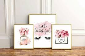 11 Likes 0 Comments لوحات جدارية فلين وخشب Lo7at Ii22 On Instagram In 2020 Girls Bedroom Art Fashion Wall Art Wall Decor Bedroom