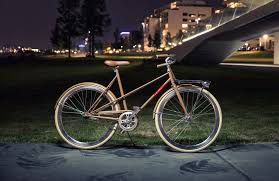 Gute Rader Zum Gunstigen Preis Die Urban Bikes Von Veloretti Unhyped In 2020 Fahrrad Amsterdam Rad