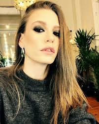 Serenay Sarikaya On Instagram Serenayss Serenayss Serenaysarikaya Celebrities Serenay Sarikaya Fashion