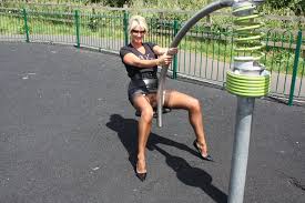 Echetlaeus on X: Linda Bareham @legsonshow t.coYyx7i4RVf0  X