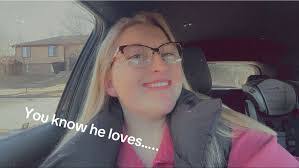 Danielle Donelson's Instagram, Twitter & Facebook