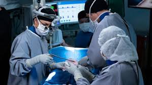 Télécharger et regarder grey's anatomy saison 17 vostfr episode 10 en streaming gratuit, c'est l'histoire de meredith grey, interne, résidente puis. Regarder Grey S Anatomy Saison 15 Episode 1 En Streaming Betaseries Com