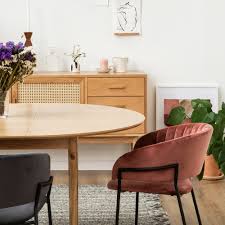 Notre catalogue vous donne accès à un large choix de tables à manger fabriquées avec soin. Table A Manger Ronde Extensible 120 155x120cm Drawer Hogarn Drawer