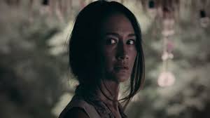 High resolution official theatrical movie poster for death of me (2020). Death Of Me 2020 Movie Trailer Maggie Q Luke Hemsworth Are Ensnared In A Mystery Black Magic And Murder Filmbook