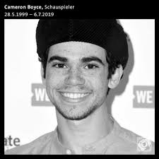 Der schauspieler cameron boyce ist im alter von nur 20 jahren gestorben. Tagesschau Us Schauspieler Cameron Boyce Bekannt Aus Facebook
