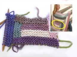 Ich habe diese decke zuerst bei britt gesehen und mit ihrer hilfe dann meine eigene decke angefangen. Wie Man Den Anfang Der Decke Drops 124 19 Strickt Tutorial Video