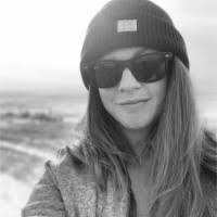 Caroline Weldon's Instagram, Twitter & Facebook