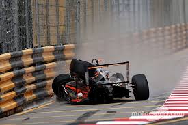 Vor drei jahren schockierte ihr crash in der formel 3 die motorsportwelt. Analyse Wie Sophia Florsch Den Horrorcrash In Macau Uberlebte