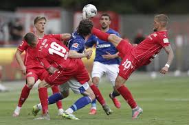 4 benjamin stambouli (dmc) schalke 2. Union Berlin Dan Schalke Kesulitan Raih Tiga Poin Republika Online