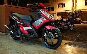 Nouvo lc 135 2009 model modified engine and insert yy pang custom mafe. Yamaha Nouvo Lc Custom Bodypaint Ride Dobot Customworks Facebook