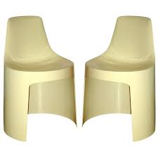 1stdibs Pair Of Mid Century Modern Plastic Chair Chair Design Modern Plastic Chair Design Chair